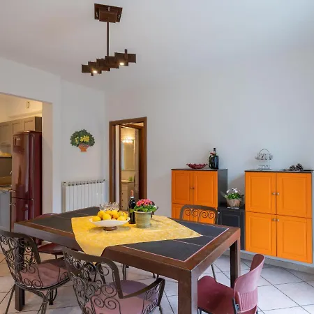 Сasa de vacaciones Innovativa By Interhome *