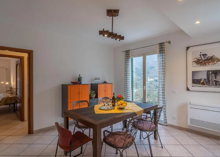 Innovativa By Interhome Stellanello